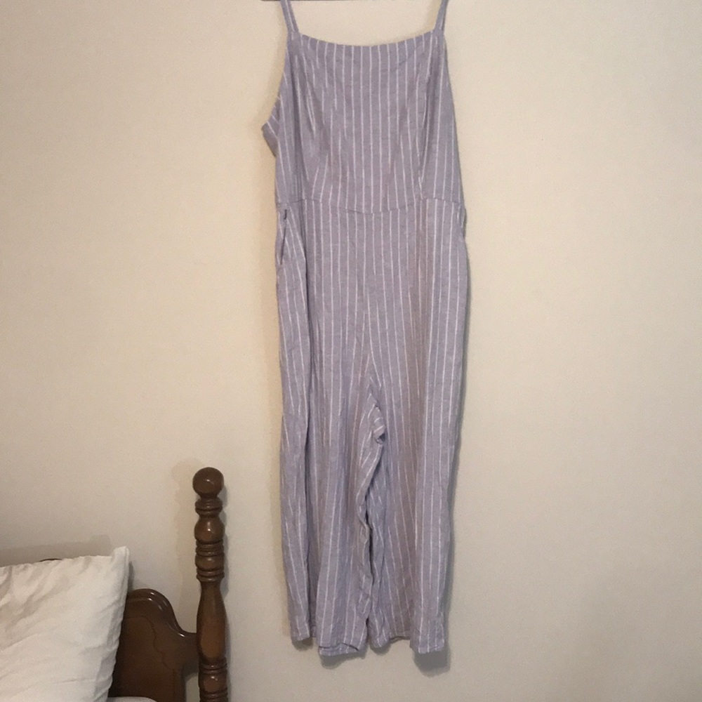 Old Navy jumper